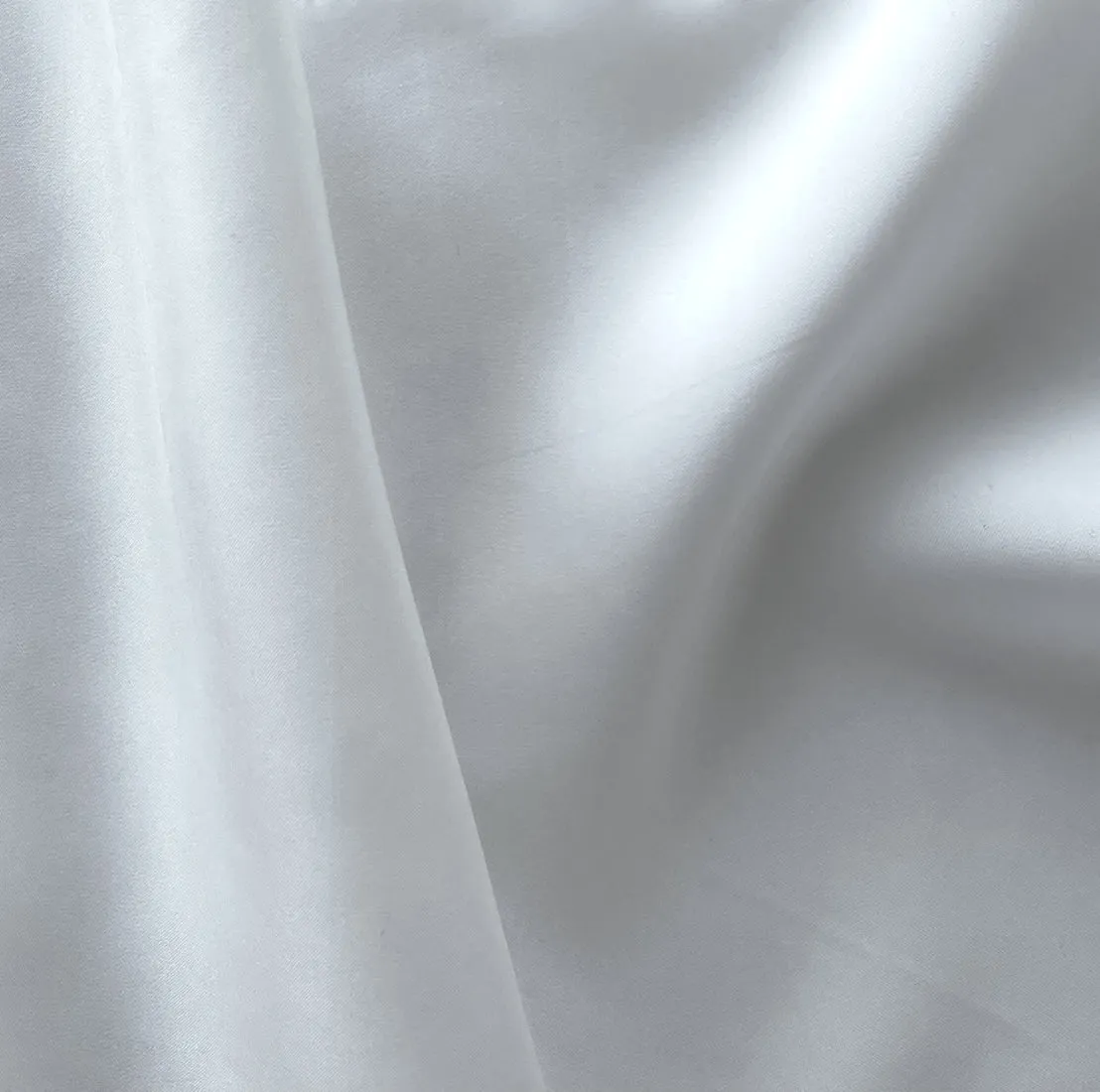 Lofty Cotton Boll White Silk Crepe de Chine (Made in Italy)