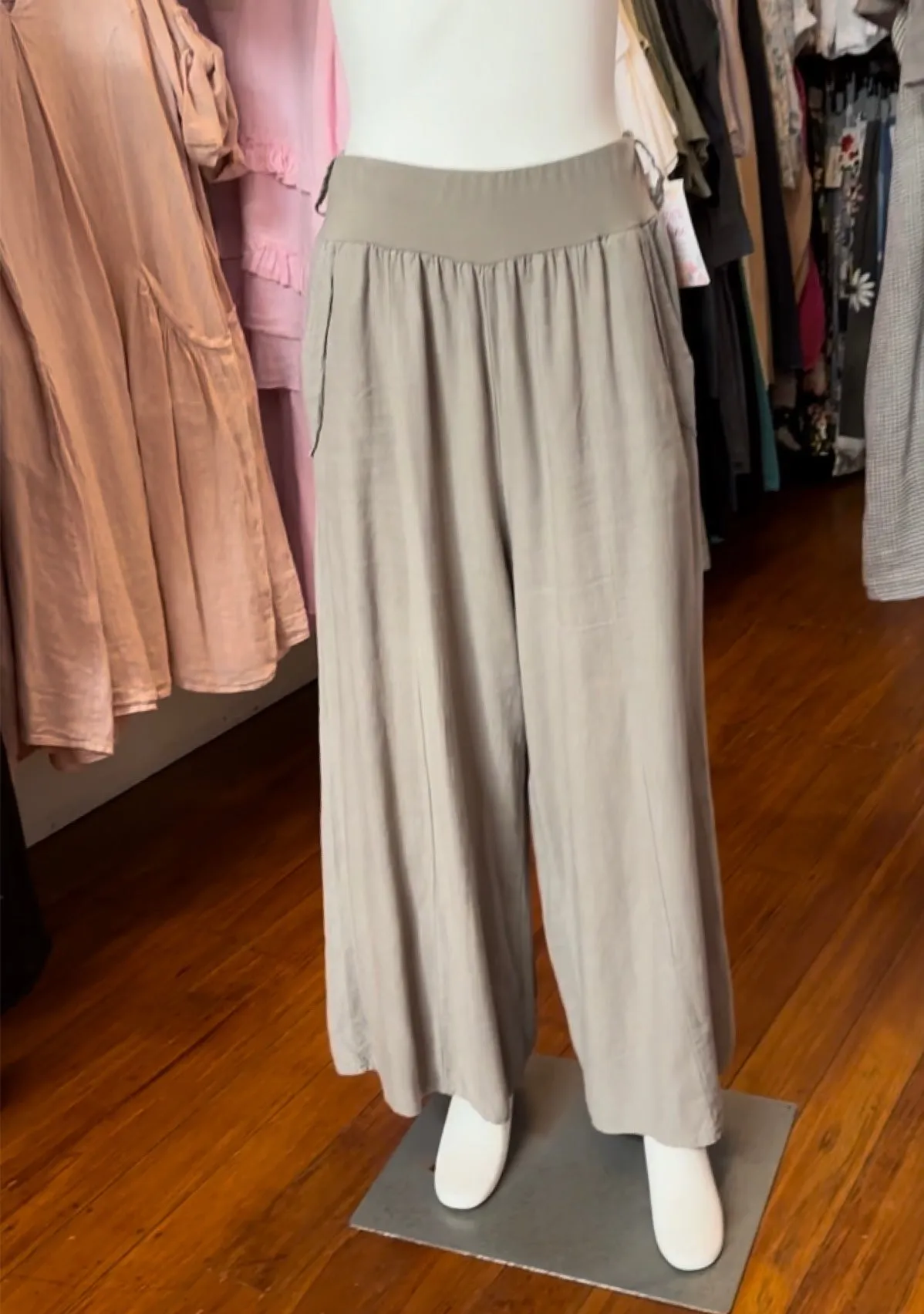 Made in Italy Sabrina Linen Pants