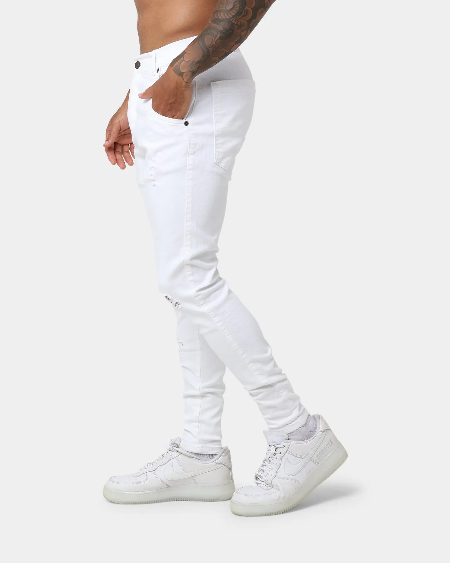 Sik Silk Distressed Denim Jeans White