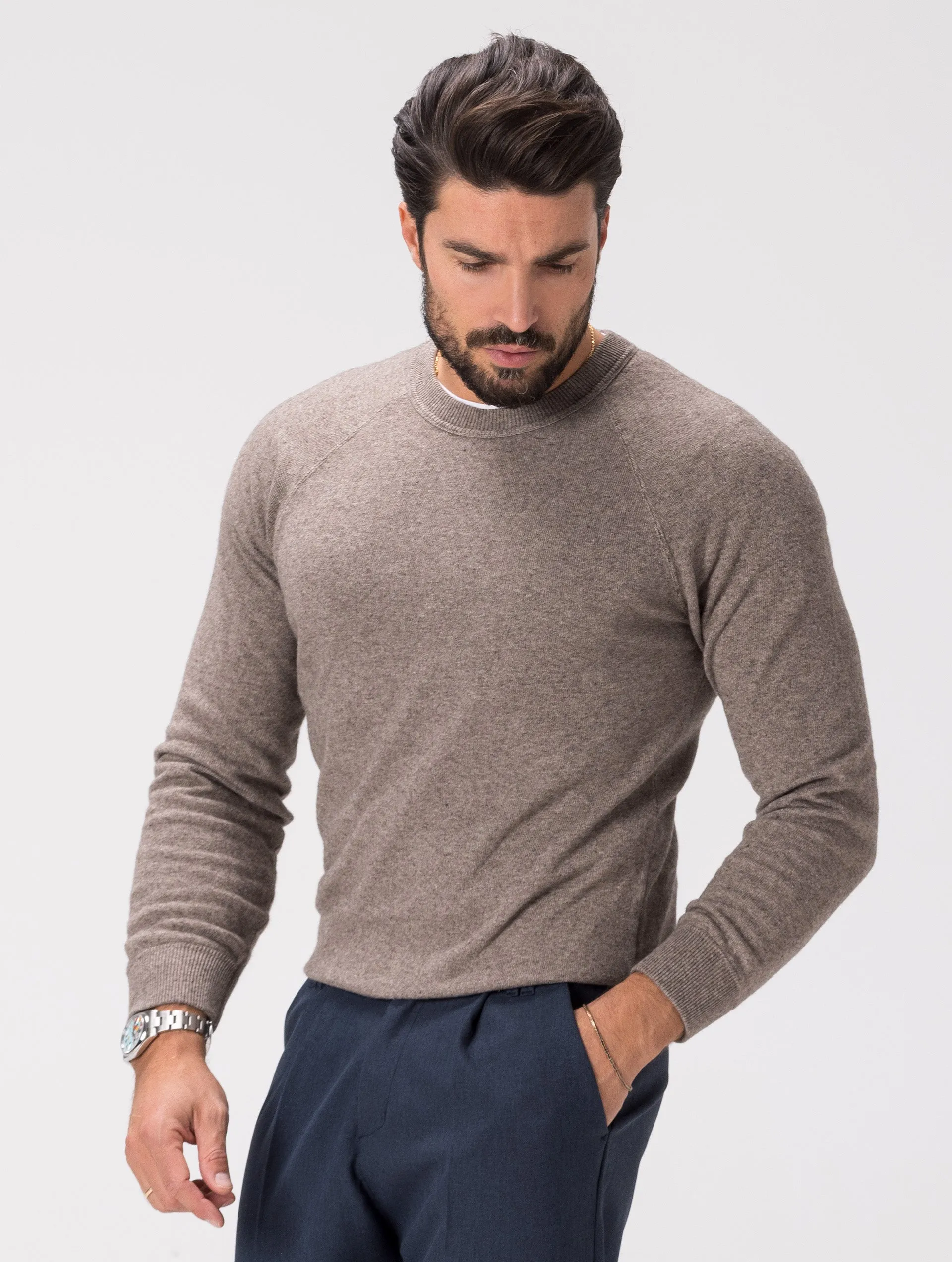 WOOL CREWNECK SWEATER IN TAUPE